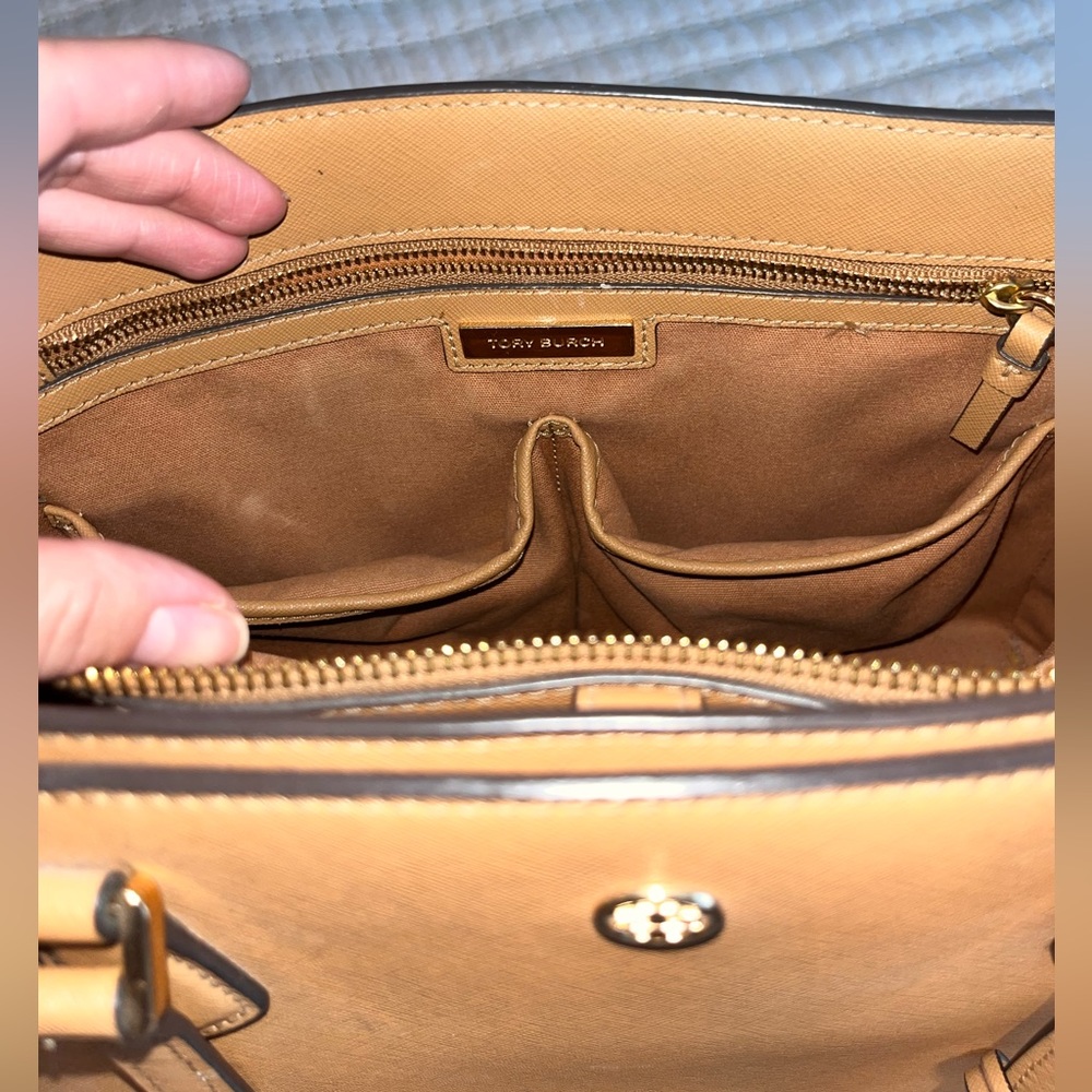 Tory Burch Robinson small tote - Picture 5 of 8